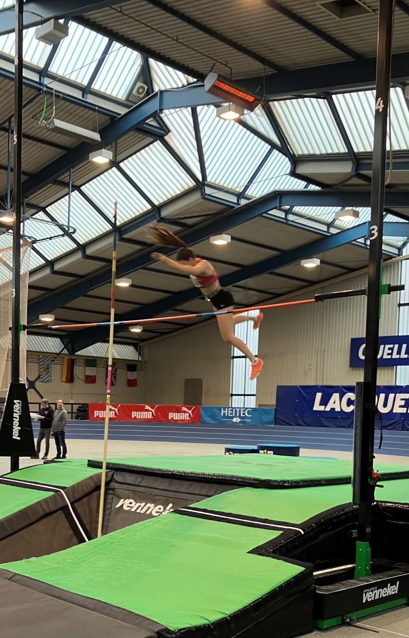 Stab Gold und PB für Emma Wittmann